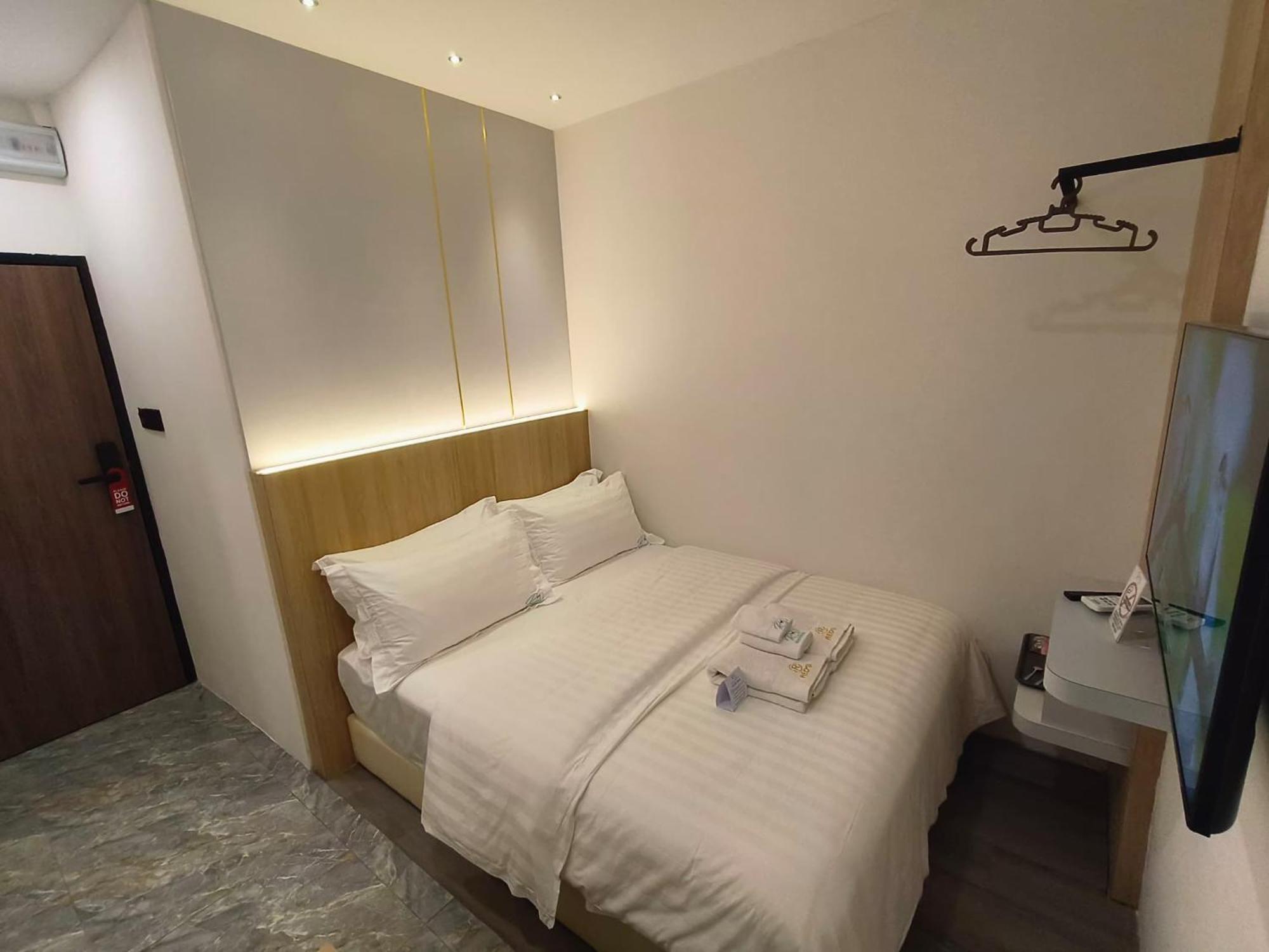 Red'S Hotel Bintulu Kültér fotó